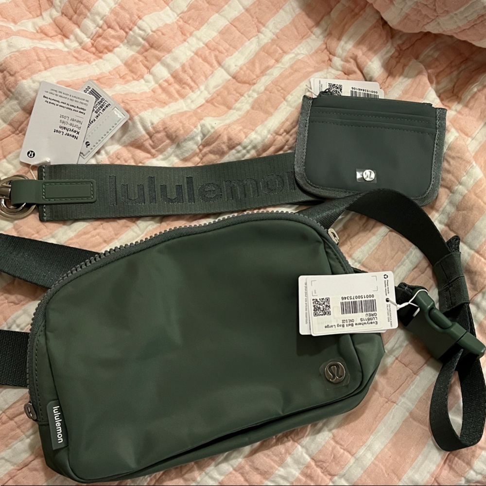 lululemon athletica Green Belt Bag with Card Holder and Keychain